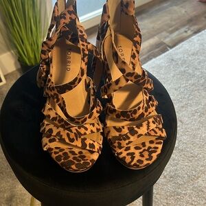 Never worn torrid 6.5W leopard wedges